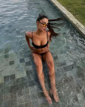 Gabriela Versiani / gabrielaversiani nude photo #0011