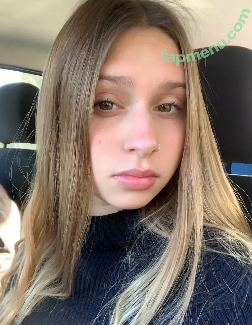gabriellla nude photo #0030 (gabriella)