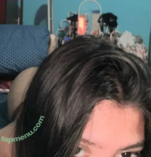  nude photo #0004