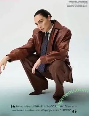 gal_gadot / inked_hriss nude photo #2798