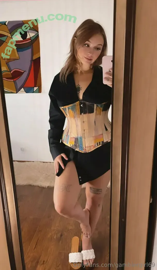 gamblergirlof nude photo #0007 (gamblergirl_of)