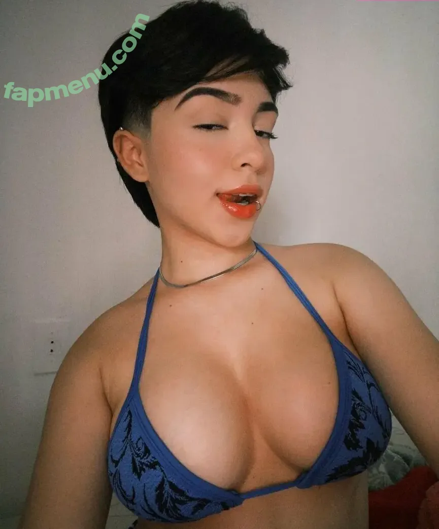 Gatuninha nude photo #0001 (Gatuninha)