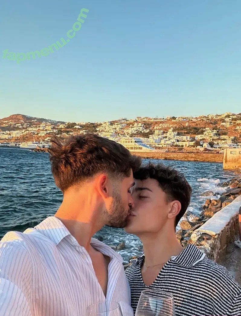 gaycouplecute nude photo #0017 (gaycouplecute)