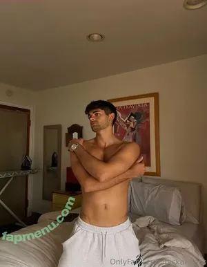 nude photo #0007