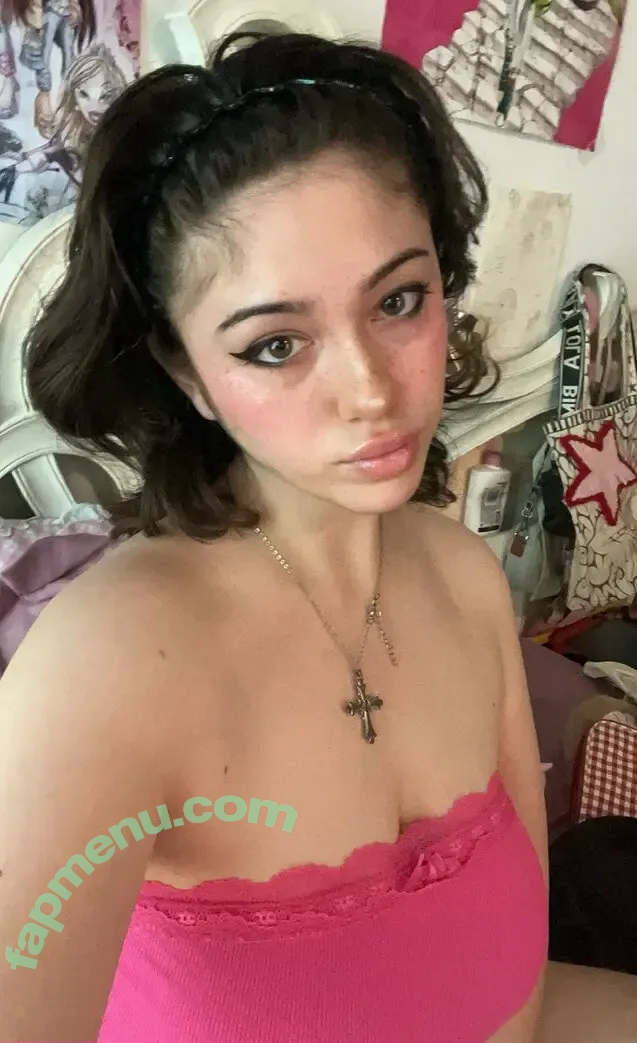 gaygothgirlf nude photo #0007 (gaygothgirlfriend)