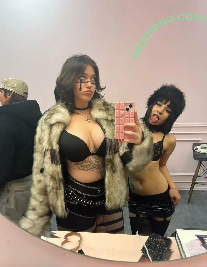 gaygothgirlf nude photo #0016 (gaygothgirlfriend)