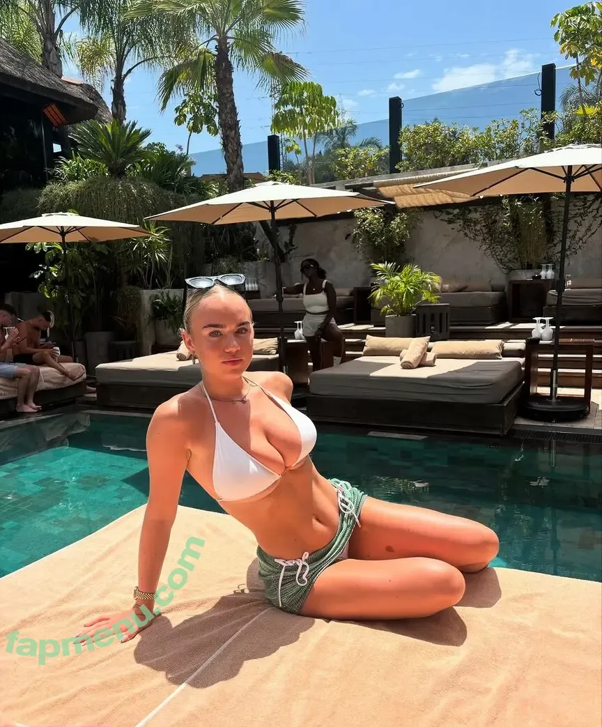 Gazygabz3 nude photo #0139 (Gabi.daviesx)
