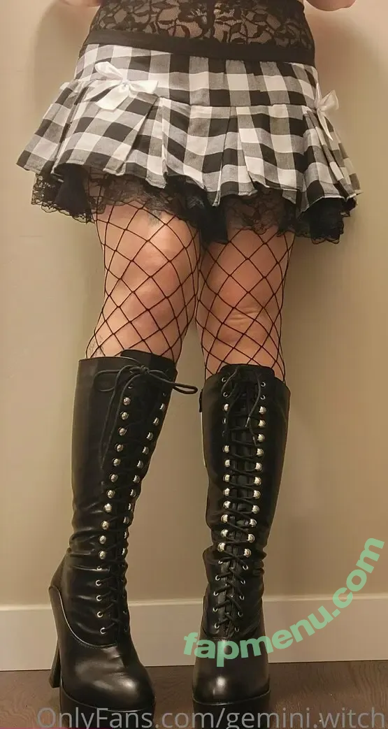 gemini.witch nude photo #0005 (xabe_the_geminiwitch)
