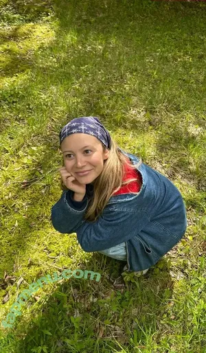 Genevieve Hannelius / ghannelius nude photo #0389