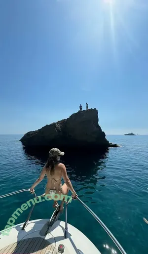 Genevieve Hannelius / ghannelius nude photo #0401