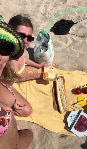 Genevieve Hannelius / ghannelius nude photo #0411