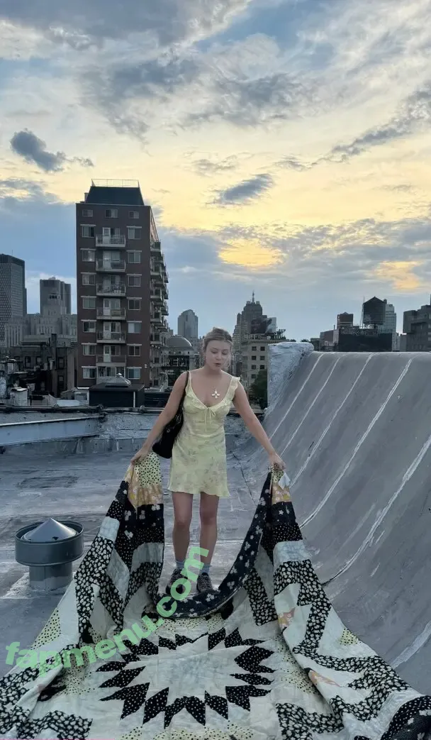 Genevieve Hannelius nude photo #0395 (ghannelius)