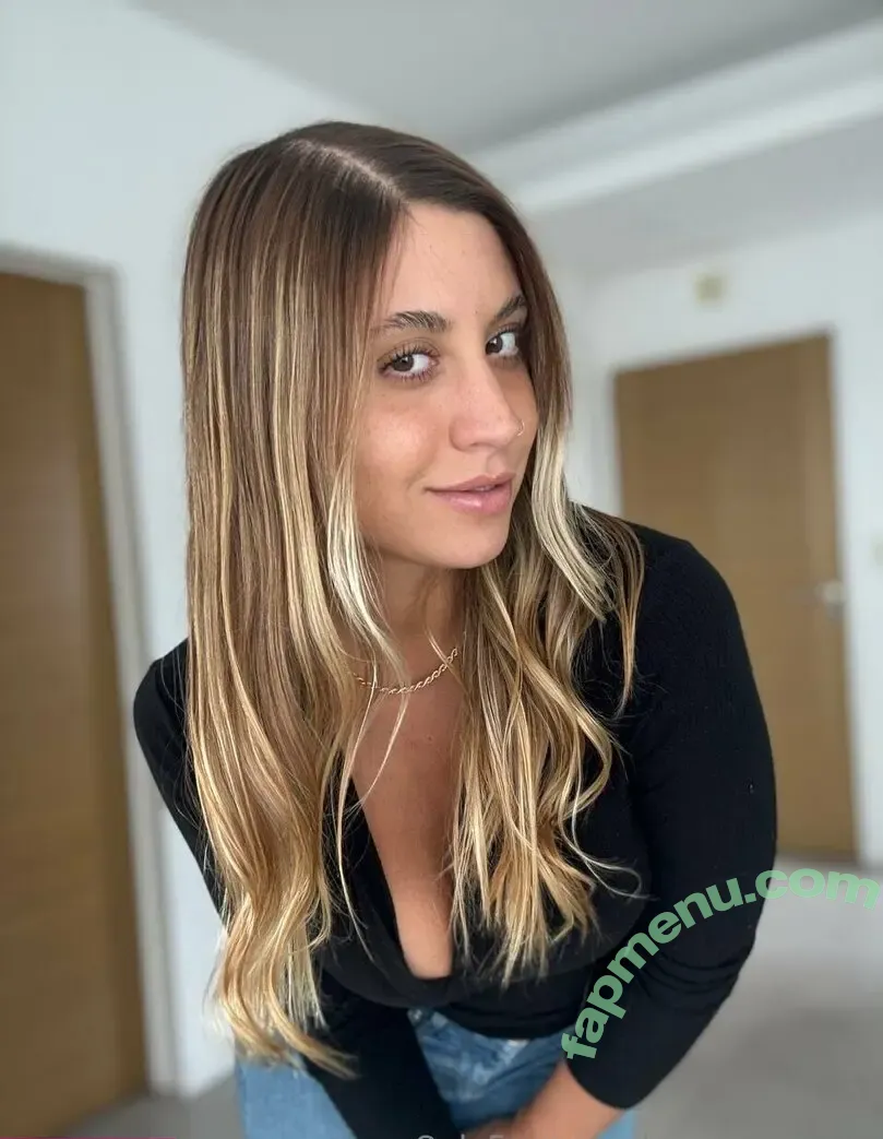 georgiameyer nude photo #0020 (georgia_meyers)