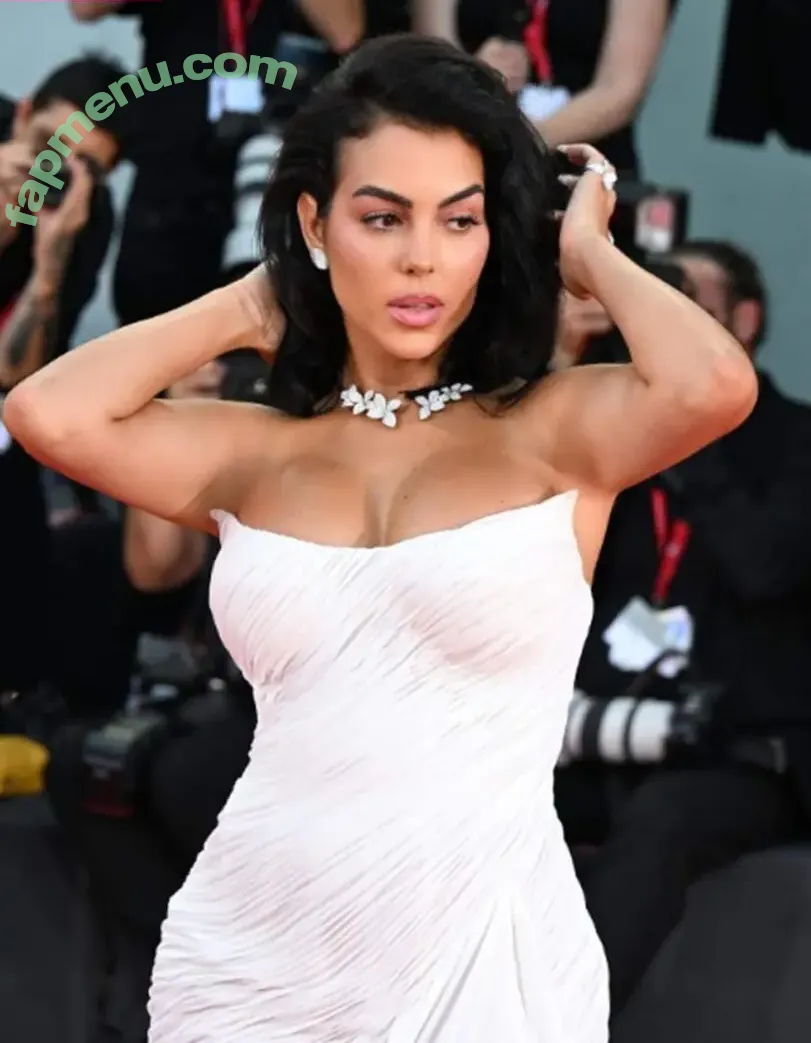 georginarodriguez nude photo #0010 (georginarodriguez)