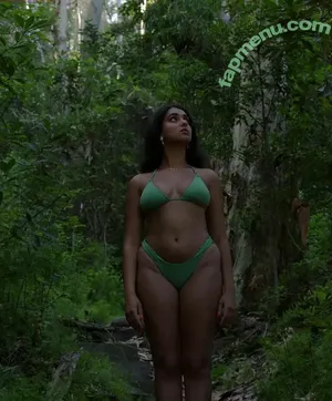 Geraldine Viswanathan / yoyogeraldine nude photo #0233