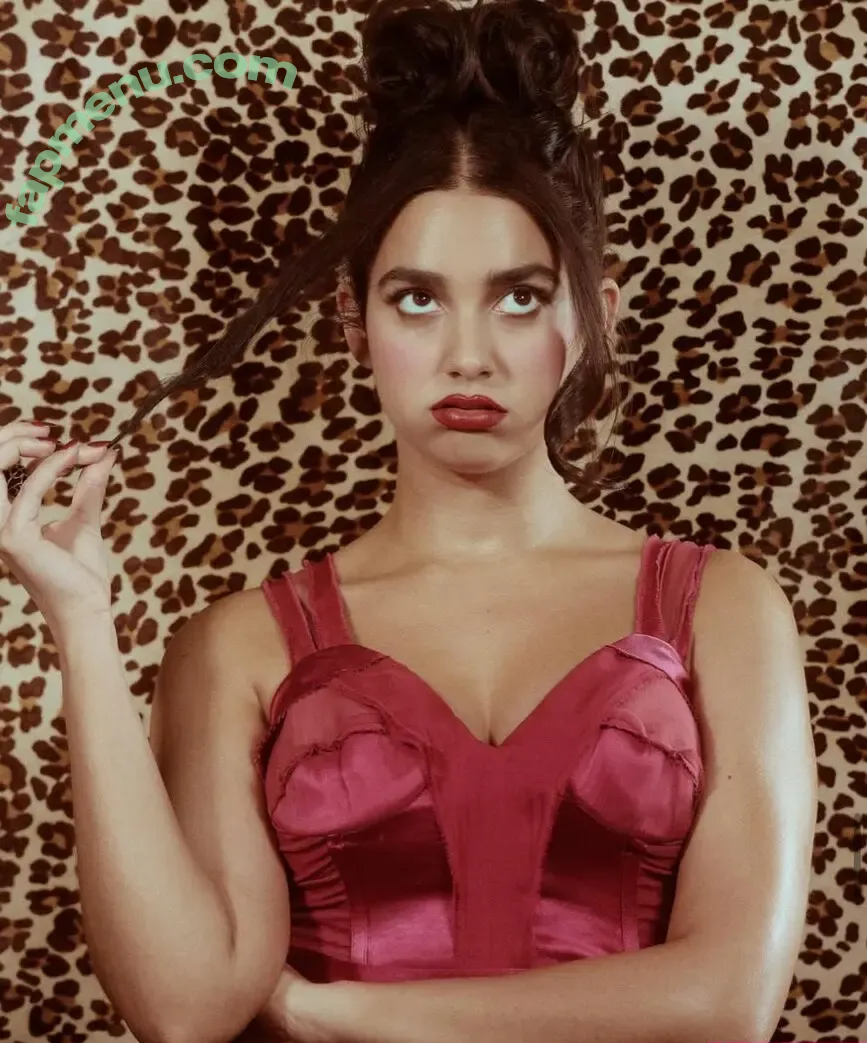 Geraldine Viswanathan nude photo #0152 (yoyogeraldine)