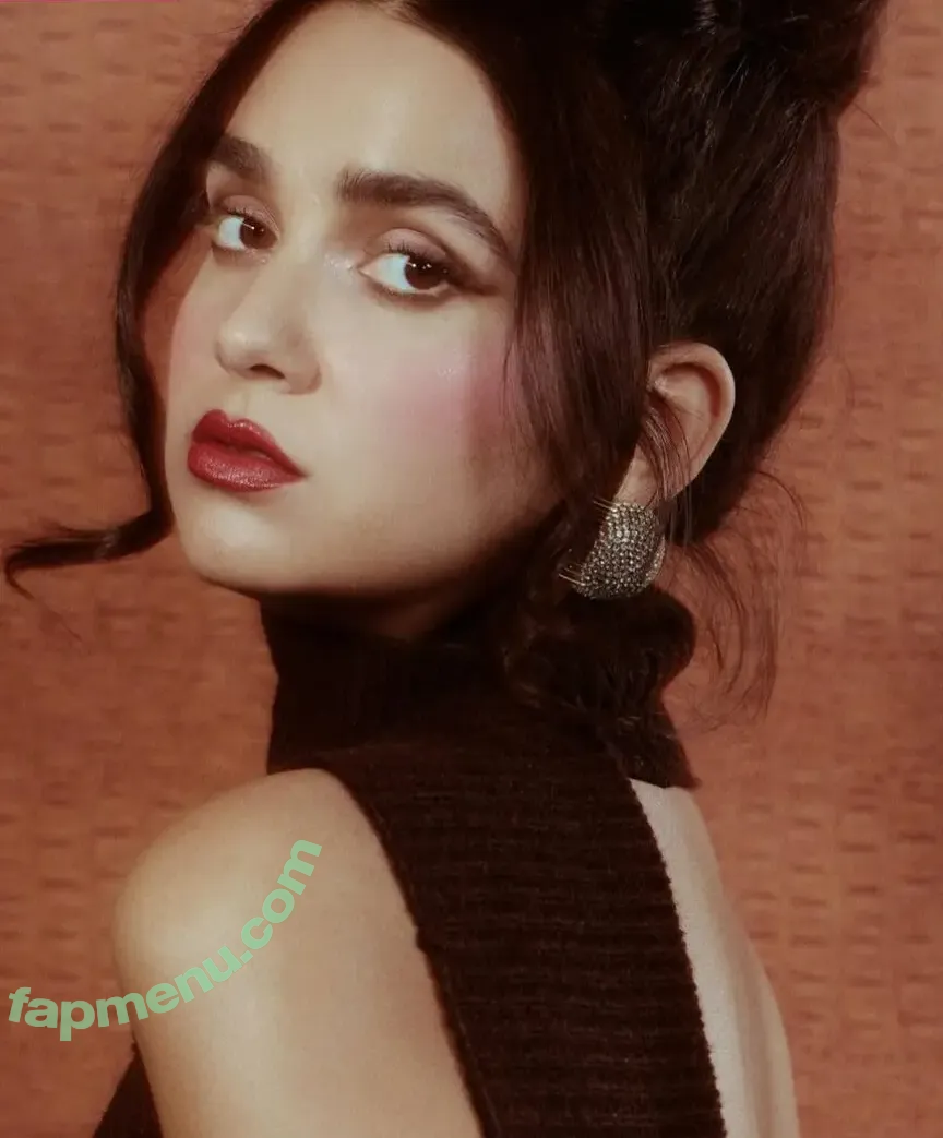 Geraldine Viswanathan nude photo #0155 (yoyogeraldine)