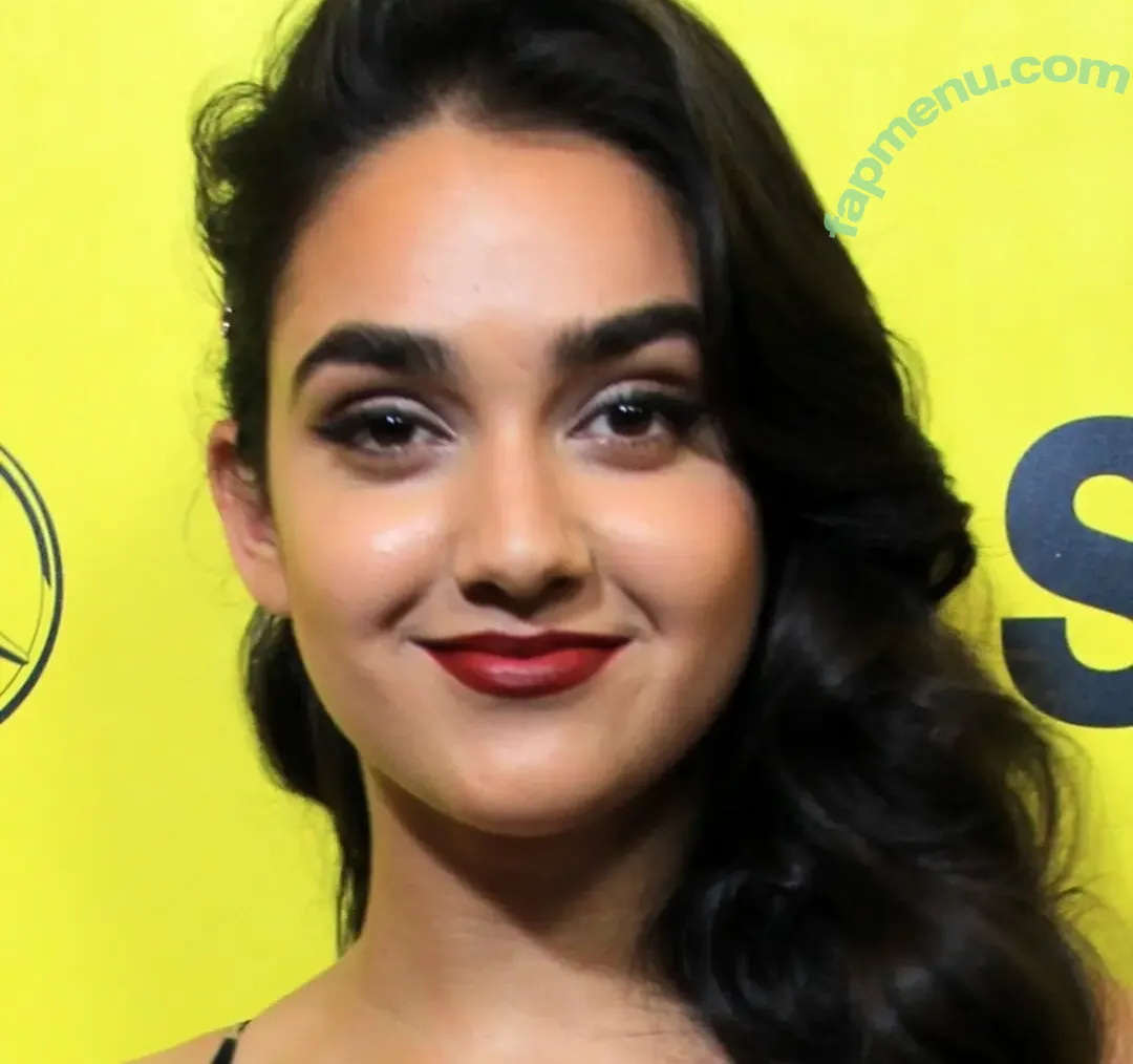 Geraldine Viswanathan nude photo #0168 (yoyogeraldine)
