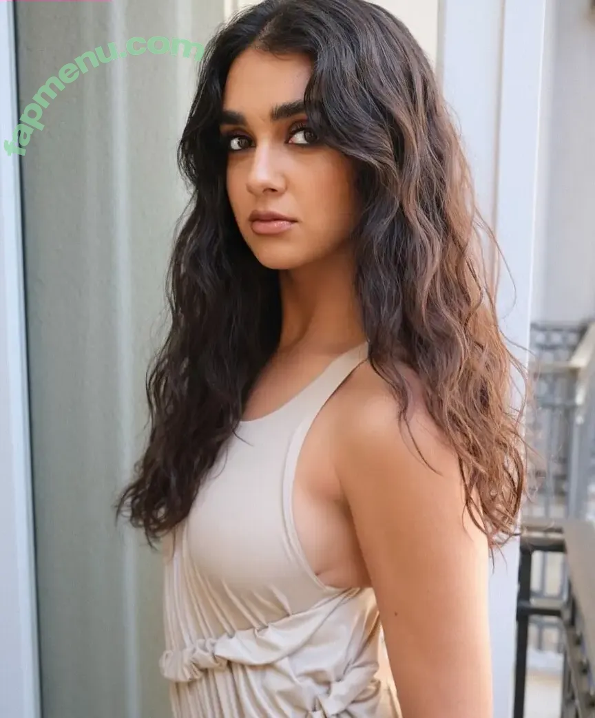 Geraldine Viswanathan nude photo #0174 (yoyogeraldine)