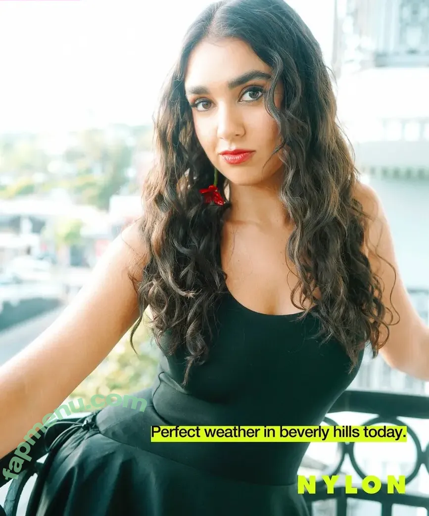 Geraldine Viswanathan nude photo #0179 (yoyogeraldine)