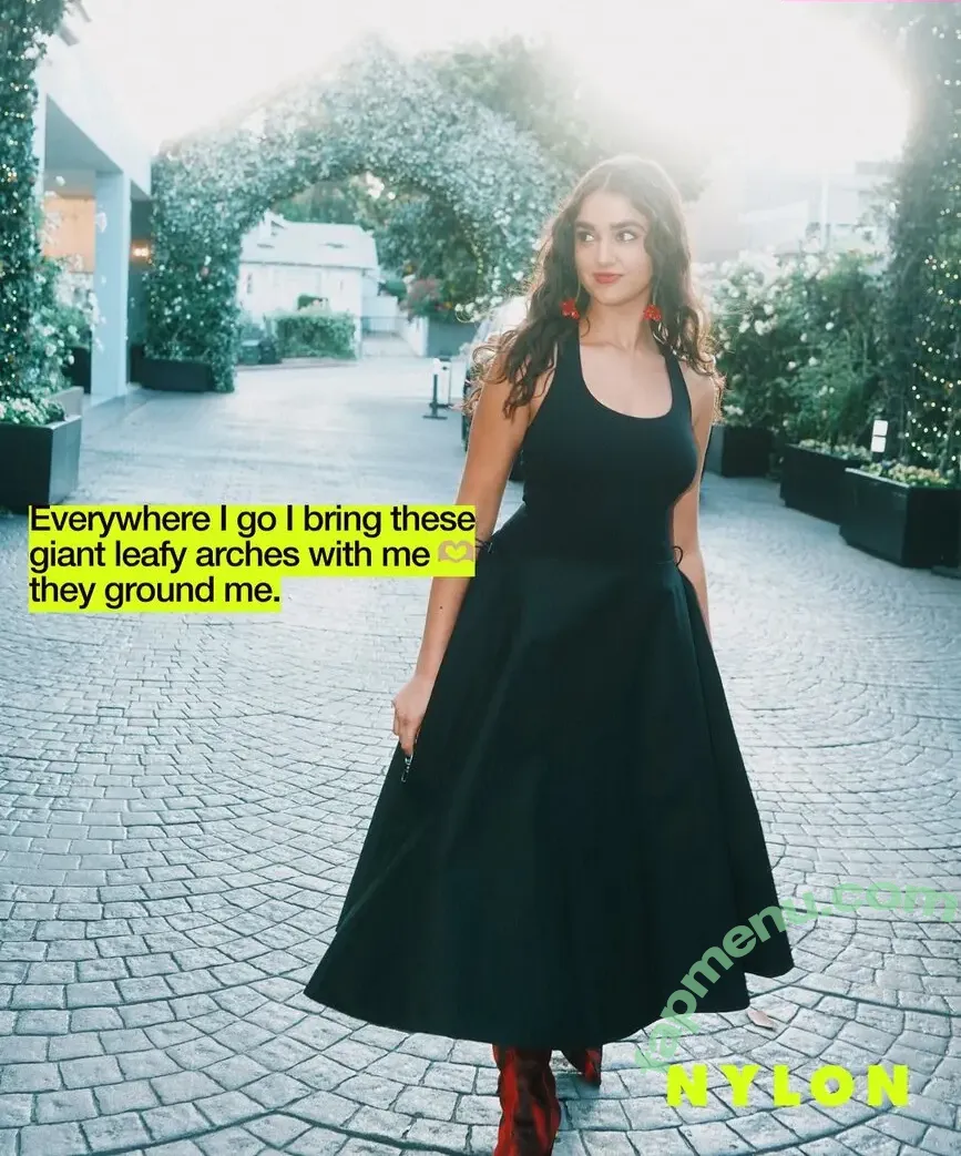 Geraldine Viswanathan nude photo #0182 (yoyogeraldine)