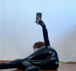 Germ1e / Pidge nude photo #0024