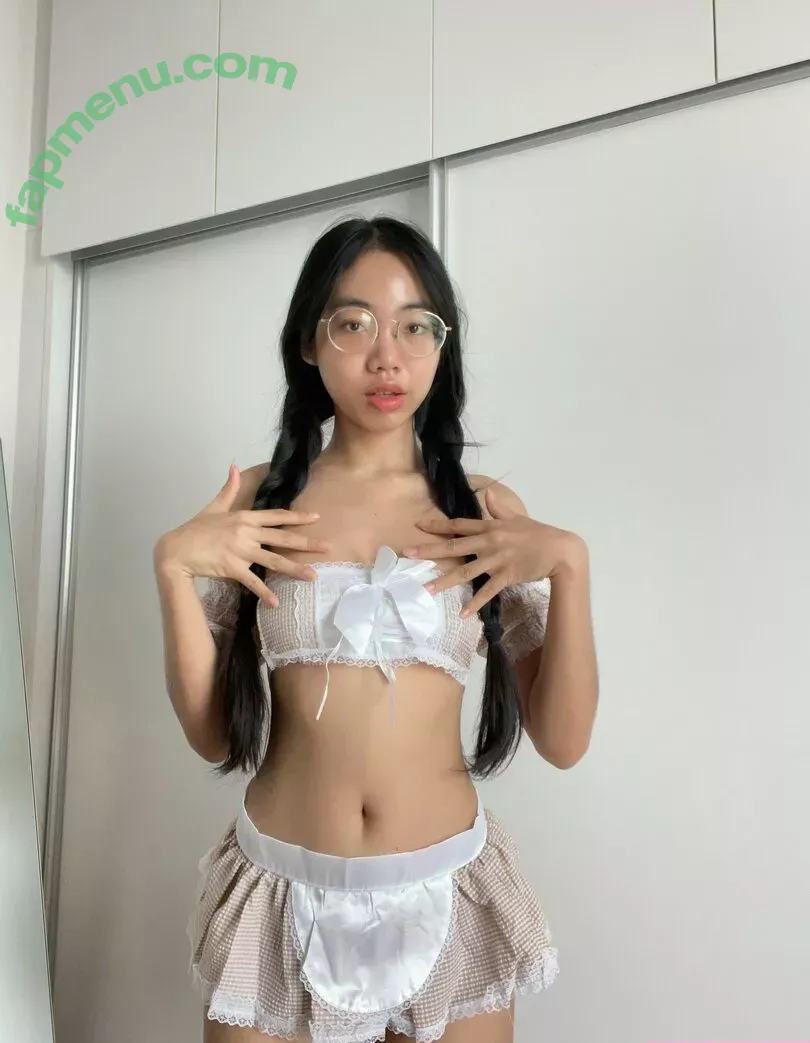 GGoldenbee nude photo #0044 (Dayone_ps / goldenbeelive)