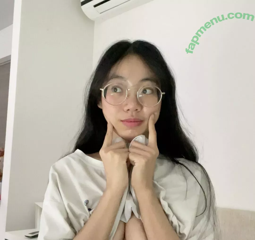 GGoldenbee nude photo #0049 (Dayone_ps / goldenbeelive)