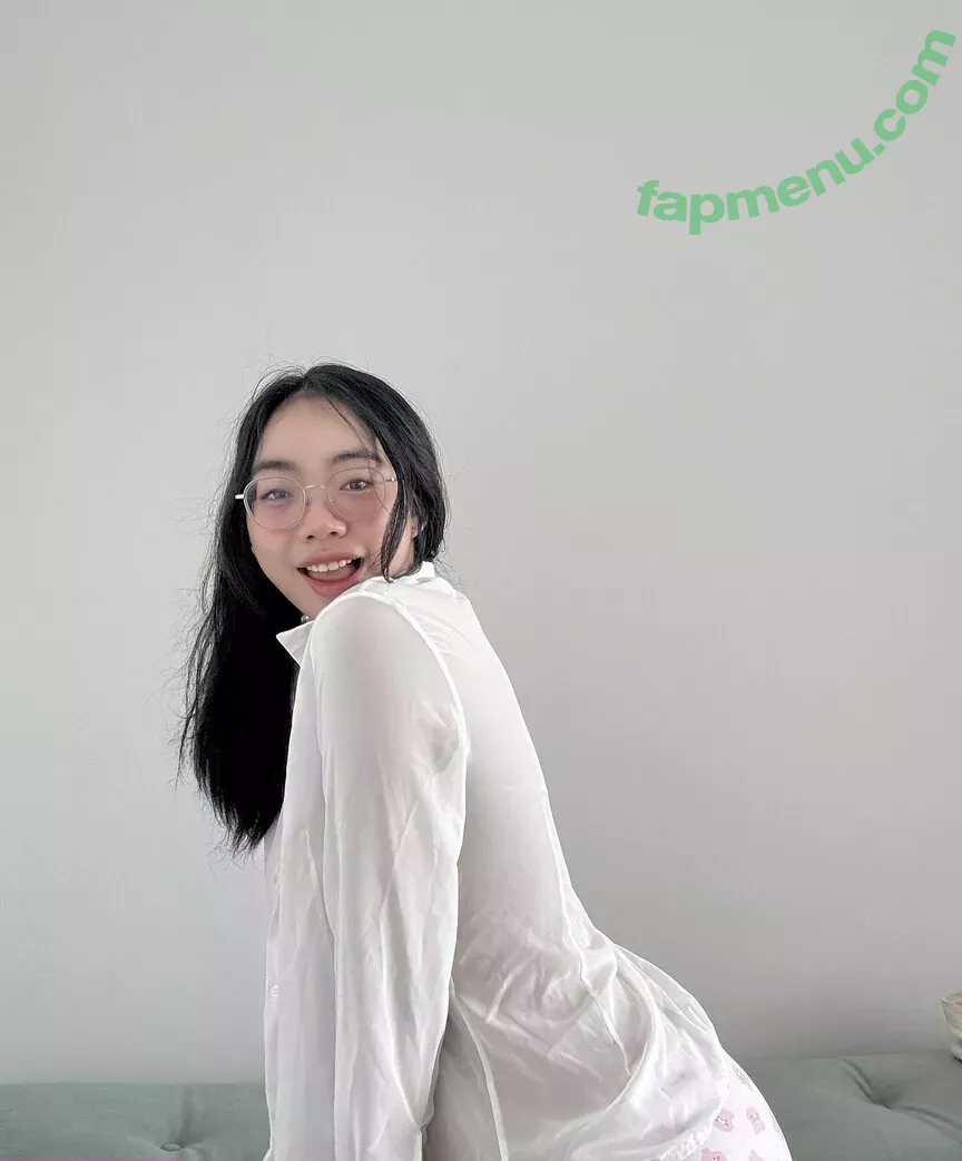 GGoldenbee nude photo #0072 (Dayone_ps / goldenbeelive)