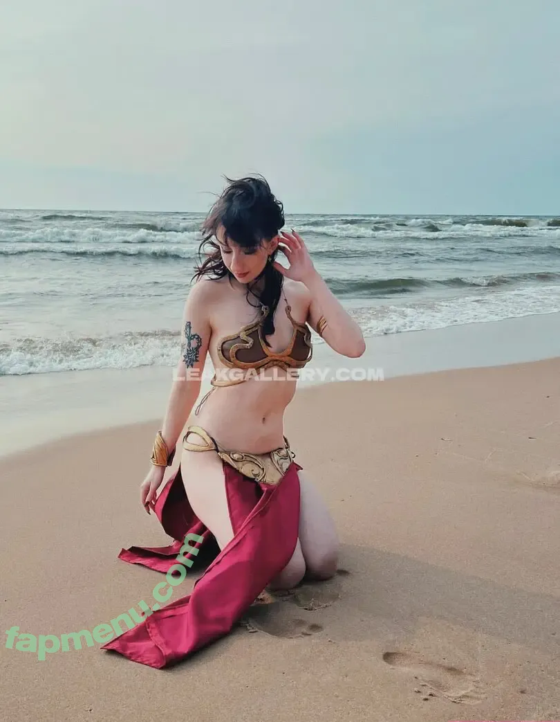 Ghostiee nude photo #0002 (Ghostiee)