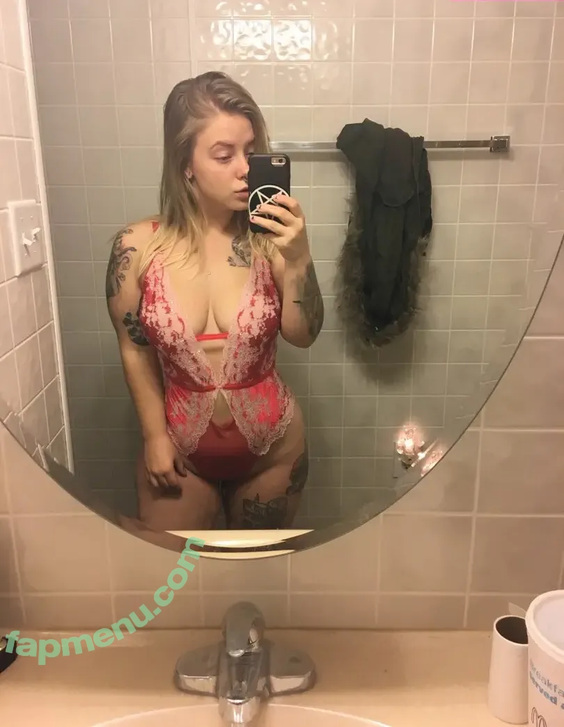 ghostiiexo nude photo #0025 (xghostiiex)