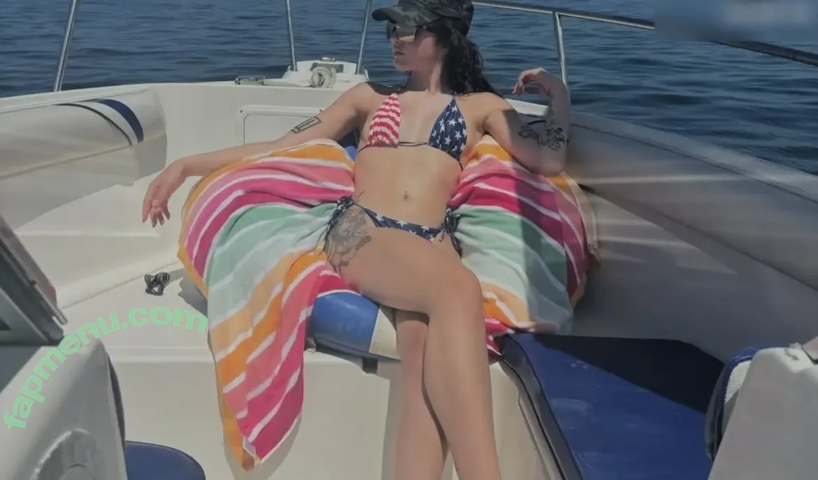 ghostwifeey nude photo #0066 (ghostwifeey)