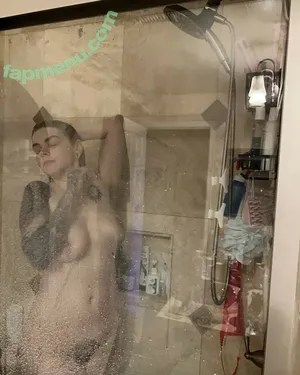 Ghoulbagel nude photo #0045