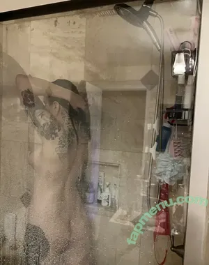 Ghoulbagel nude photo #0046
