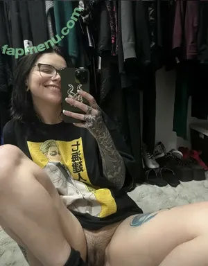Ghoulbagel nude photo #0011