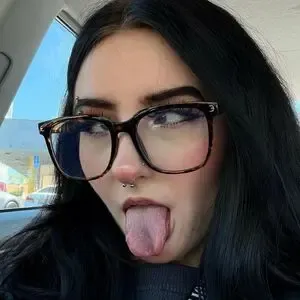 ghoulmommy666 / TrinBean420 / ghoulmom666 nude photo #0008