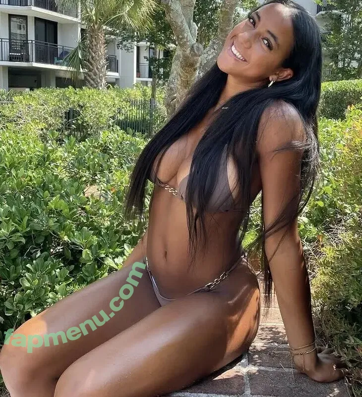Gianna Bullock nude photo #0005 (giannaabullock)