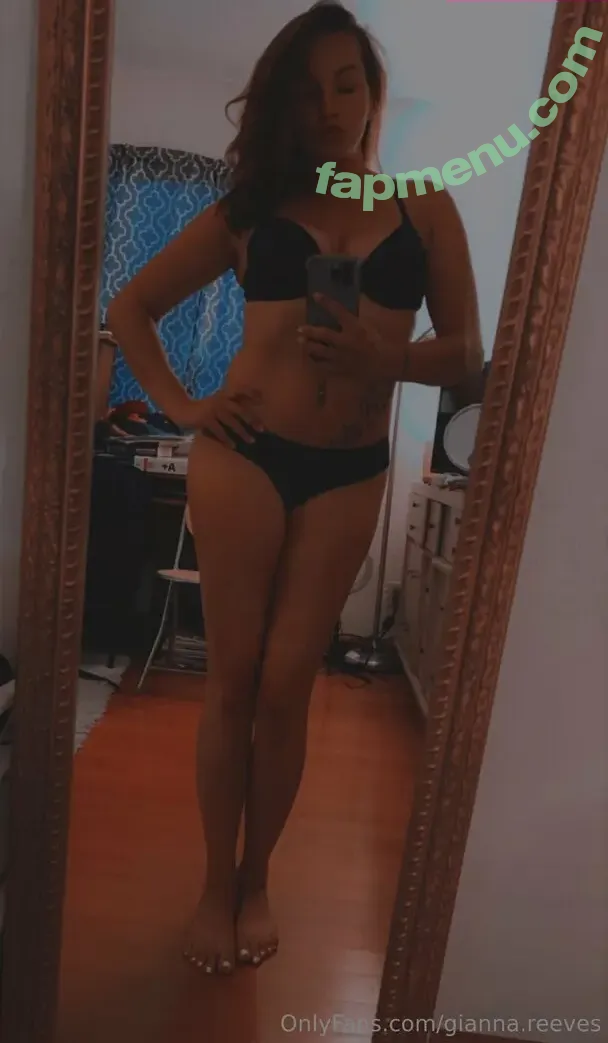 gianna.reeves nude photo #0007 (keaanuureeves)