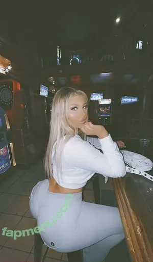  nude photo #0008