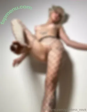 giantess_vovk / christi.vovk nude photo #0003
