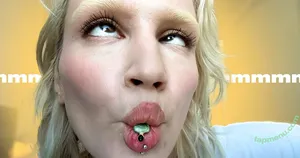 giantess_vovk / christi.vovk nude photo #0008