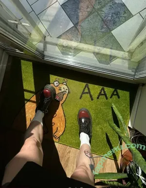 giantess_vovk / christi.vovk nude photo #0021