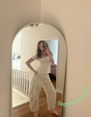  nude photo #0002