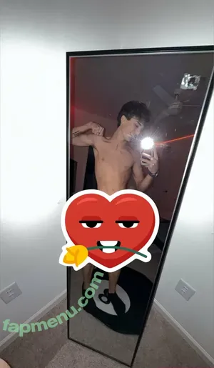  nude photo #0002