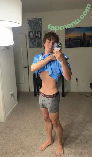  nude photo #0004