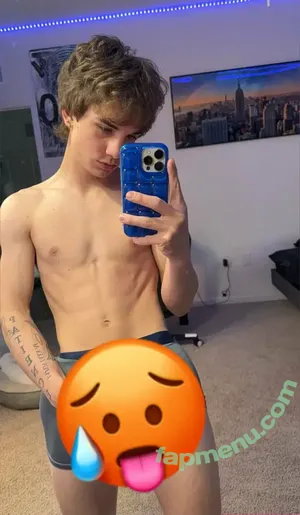  nude photo #0008