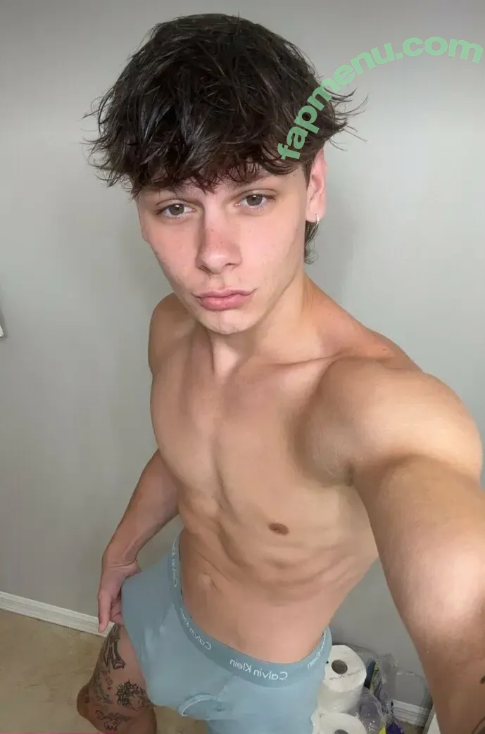gioishung nude photo #0009 (gioishung)