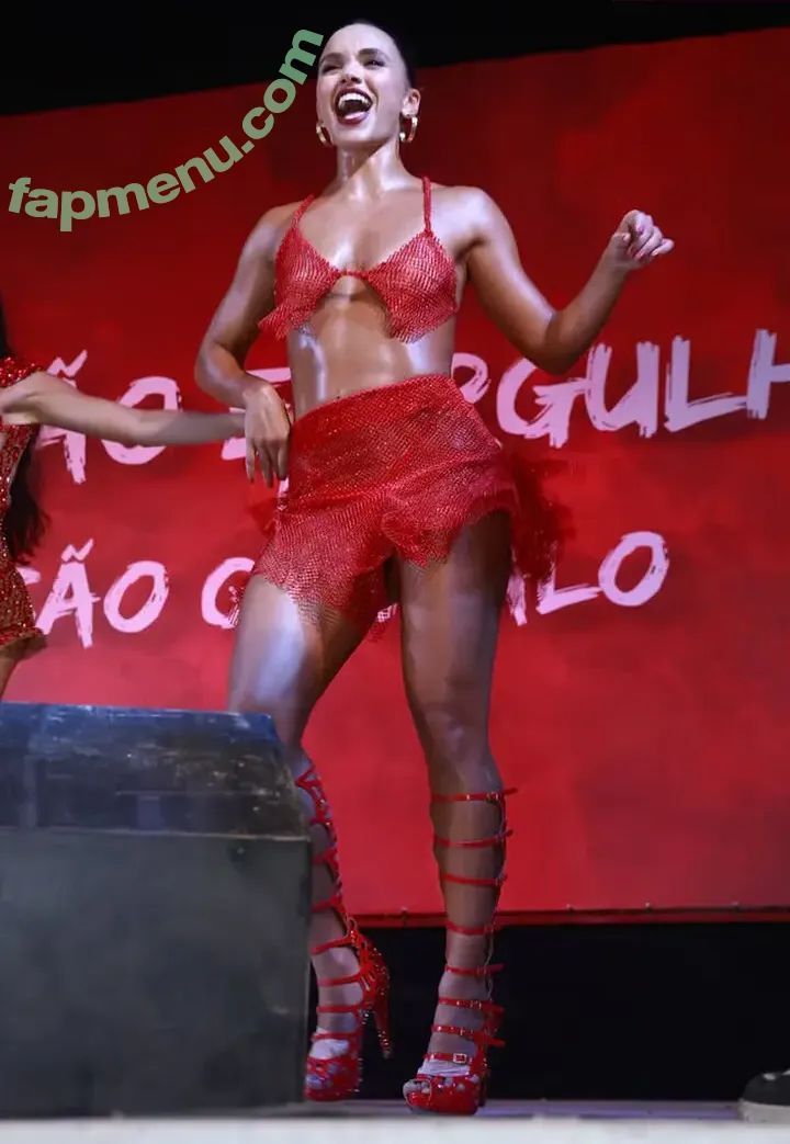 Giovana Cordeiro nude photo #0146 (cordeirogi)