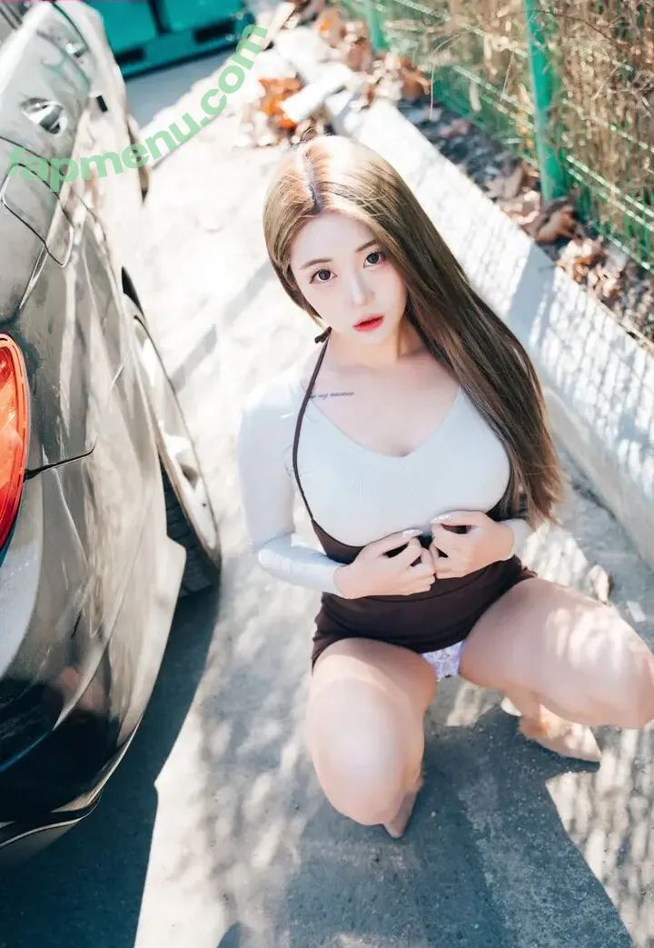 Girl Crush Bomi nude photo #0016 (Girl Crush Bomi)