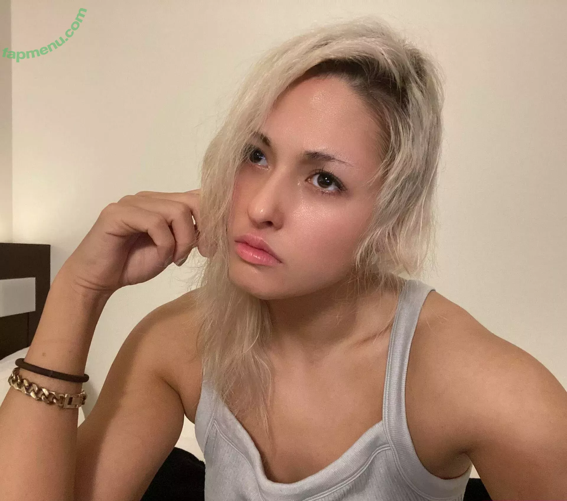 Giulia nude photo #0238 (0221giulia / Stardom / giulia0221g / giuliaottorini)